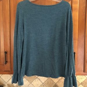 Women's Longsleeve Shirt with Bellbottom Sleeves